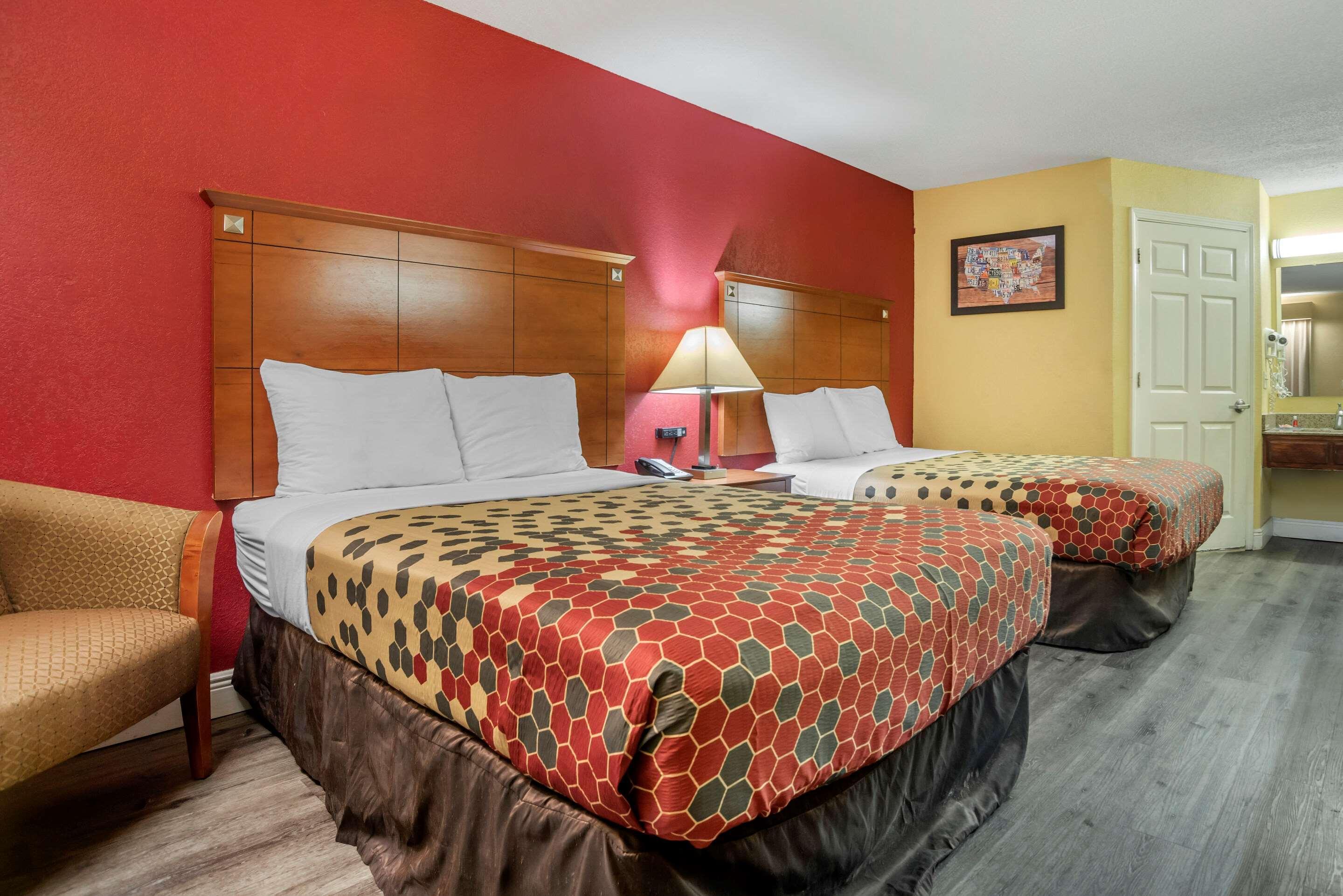 Econo Lodge Tupelo Kültér fotó
