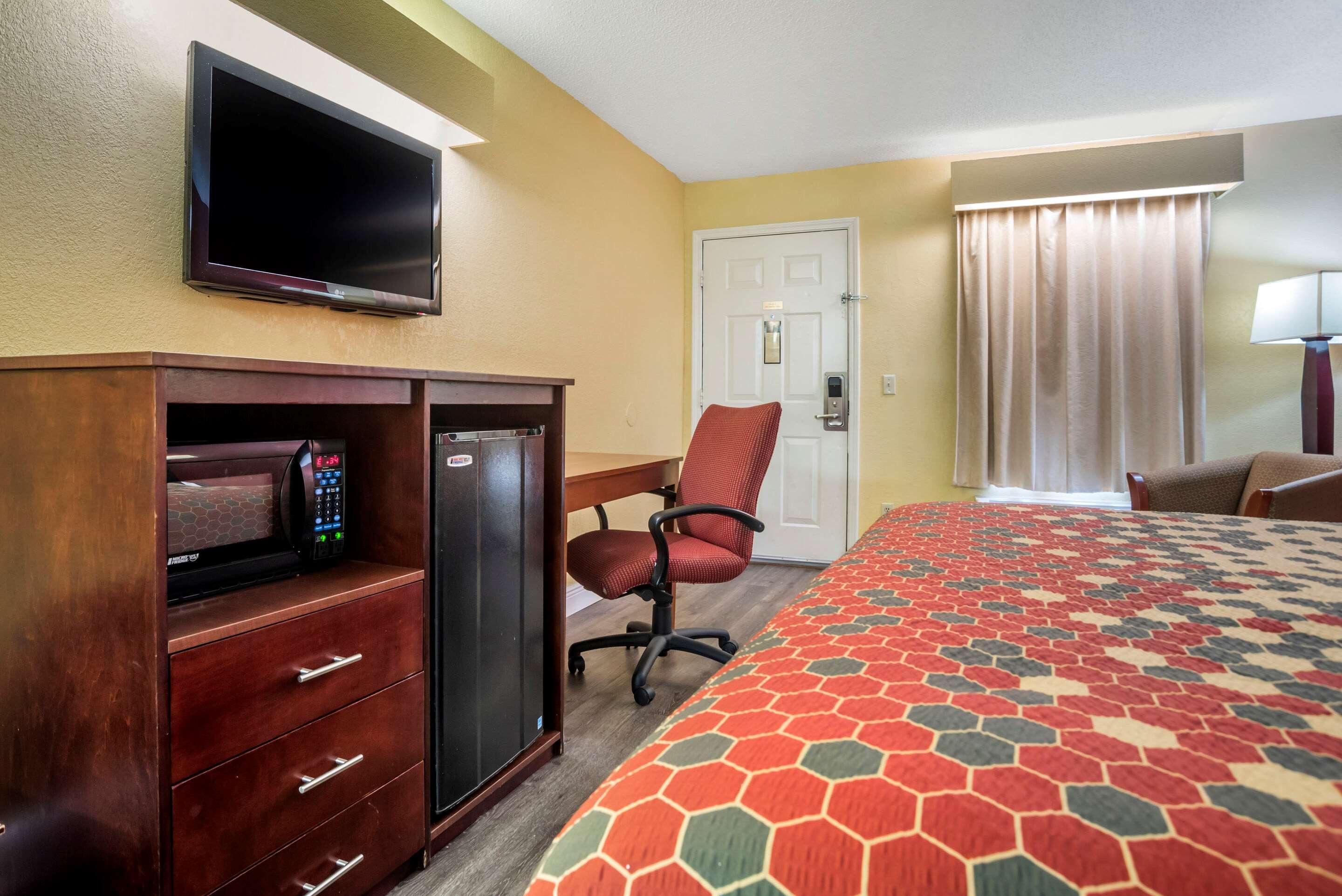 Econo Lodge Tupelo Kültér fotó
