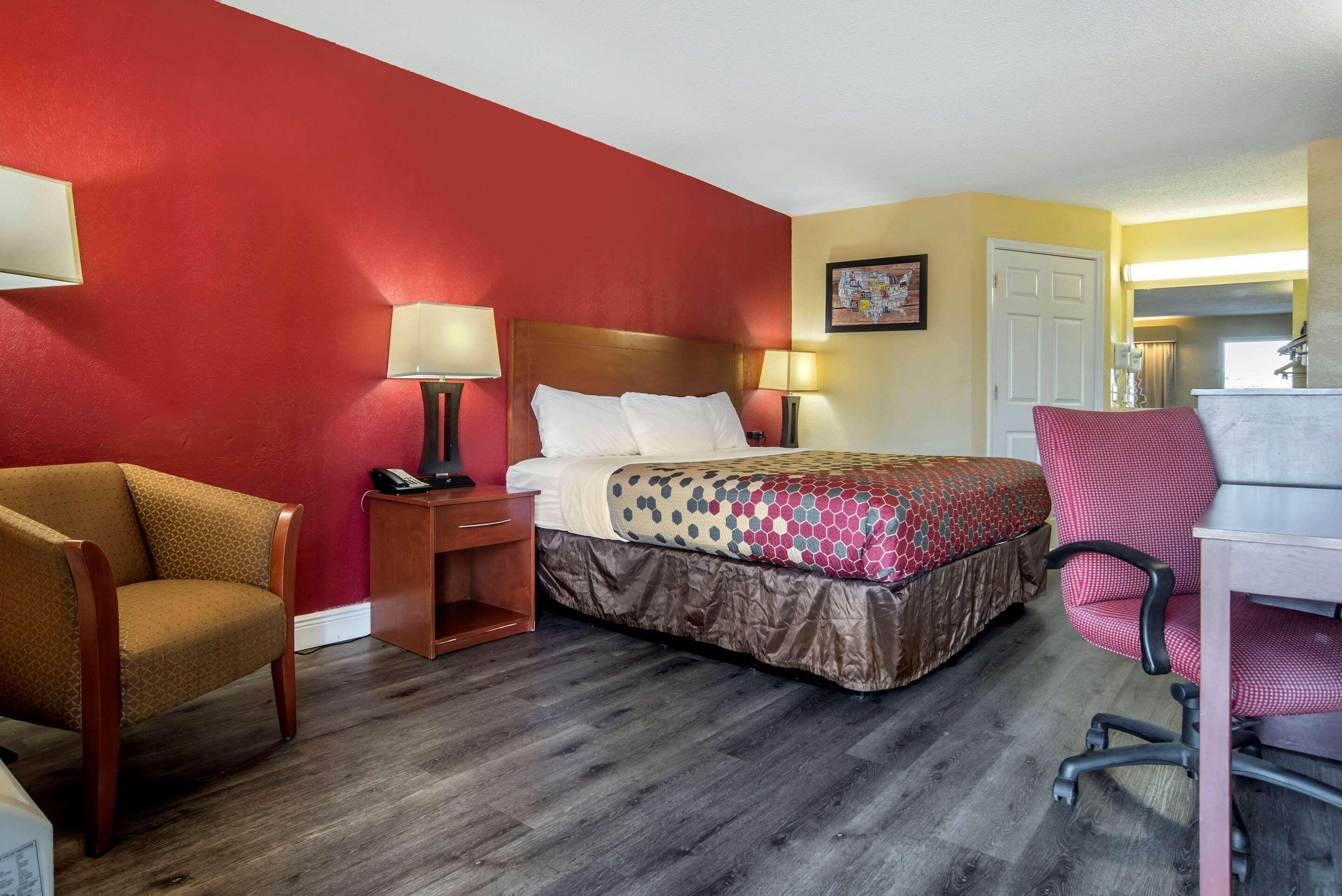 Econo Lodge Tupelo Kültér fotó