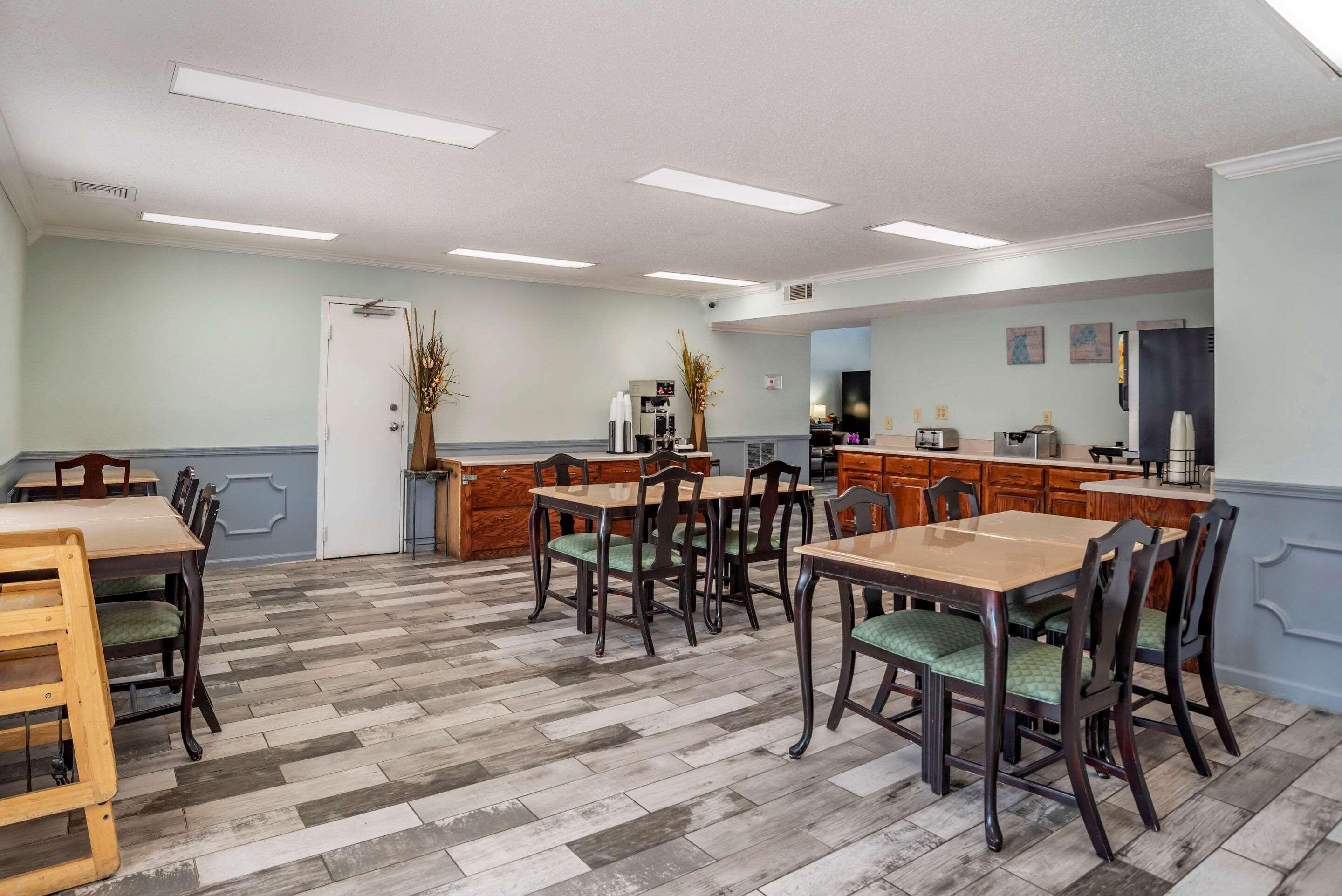 Econo Lodge Tupelo Kültér fotó
